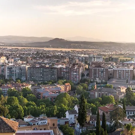 Montevive, Disfruta Los Atardeceres Unicos De Granada En Nuestra Terraza Exterior photo